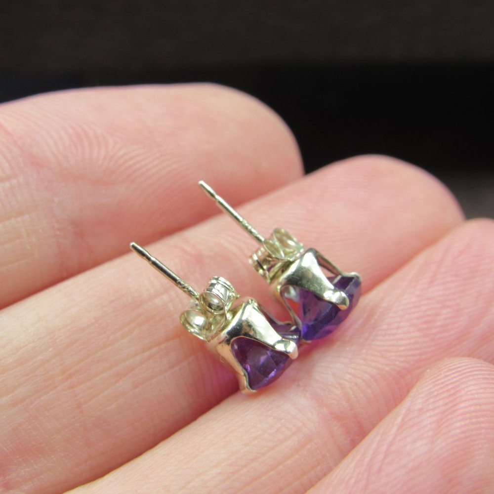 Sterling Silver Round Simple Purple Amethyst Stud… - image 4